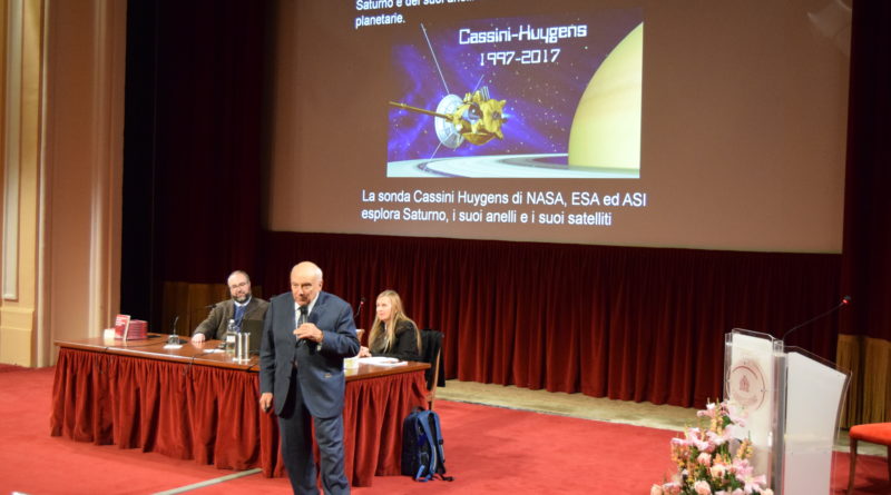 L’ASTRONAUTA FRANCO MALERBA HA INAUGURATO I MARTEDI’ LETTERARI DEL CASINO’ DI SANREMO (VIDEO E FOTO)