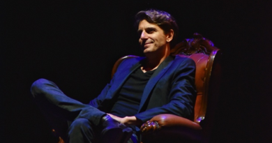 “SCOMODE VERITA’ E TRE STORIE VERE” CON GIAMPAOLO MORELLI AL CASINO’ DI SANREMO