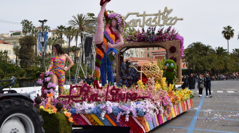 IL CARRO “FANTASTICO” DI RIVA LIGURE  VINCE IL CORSO FIORITO DI SANREMO 2026 (VIDEO E FOTO)