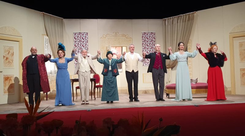 APPLAUSI SCROSCIANTI PER LO SPETTACOLO “SARTO PER SIGNORA”  AL CASINO’ DI SANREMO