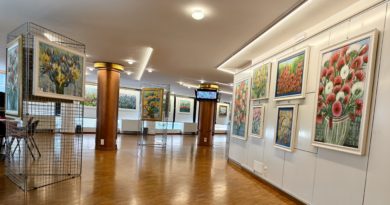 TEATRO ARISTON – PROROGATA LA MOSTRA “I COLORI IN FESTA”DI MILLY MIOLA