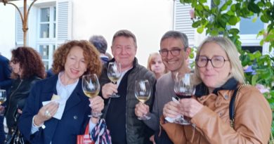 MARIAPIA VELADIANO SARA’ LA PROTAGONISTA DEL DOPPIO APPUNTAMENTO NEL FESTIVAL LETTERARIO CERVO IN BLU