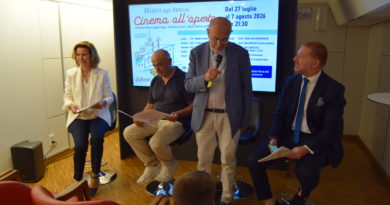CINEMA ALL’APERTO A MARINA DEGLI AREGAI – ARISTON E D-MARIN PORTANO IL GRANDE SCHERMO SUL MARE