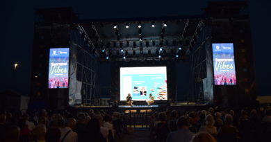 SANREMO – PER “LA NOTTE DEI FIORI” INSTALLATO UN MAXI SCHERMO A PIAN DI NAVE