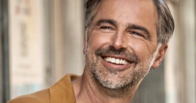 A SANREMO BEPPE CONVERTINI PRESENTA IL SAGGIO “IL PAESE DELLE TRADIZIONI
