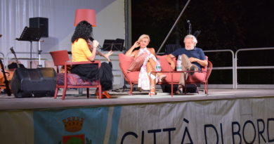 GRANDISSIMO SUCCESSO PER PIERGIORGIO ODIFREDDI AL BORDIGHERA BOOK FESTIVAL 2026 (VIDEO E FOTO) GRANDISSIMO SUCCESSO PER PIERGIORGIO ODIFREDDI AL BORDIGHERA BOOK FESTIVAL 2026 (VIDEO E FOTO)