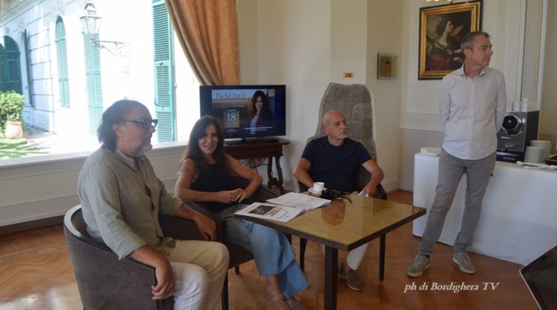 SANREMO – PAOLA TURCI E IL M° VALTER SIVILOTTI AL PUNTO STAMPA HOTEL ROYAL (VIDEO E FOTO)
