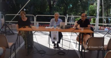GRANDE PARTECIPAZIONE PER LA PRESENTAZIONE DEL VOLUME DI SALVATORE VENTO AL BORDIGHERA BOOK FESTIVAL