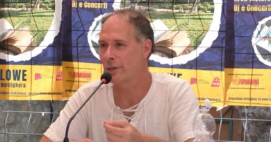 BORDIGHERA BOOK FESTIVAL – LUCA VALENTINI HA  PRESENTATO IL LIBRO “MISTERI DI LIGURIA” (VIDEO E FOTO)